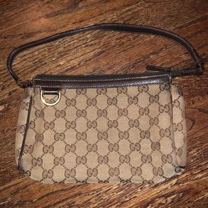 Authentic Vintage Gucci pochette